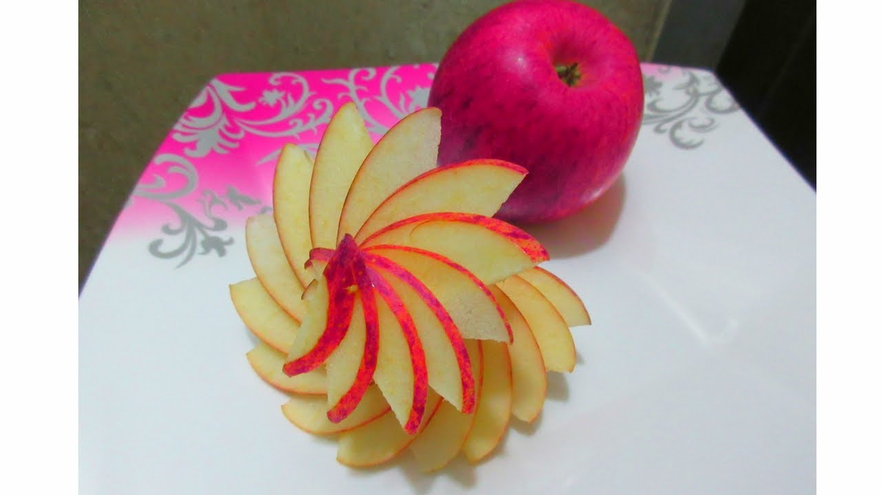 How To Make An Apple Rosette / Awesome Tricks with an Apple 