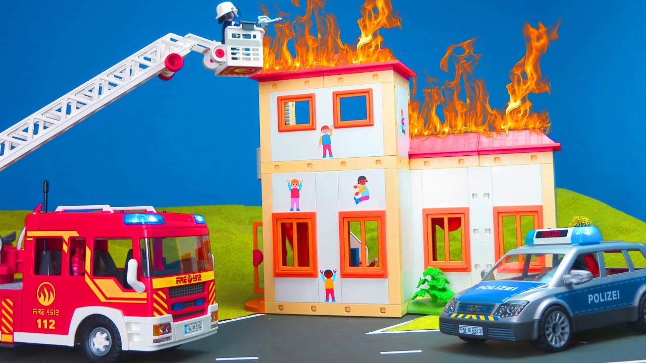 Playmobil Film deutsch: Feuerwehrmannn + Polizei in Schule & Kita Klo | Kinderfilm / Kinderserie 