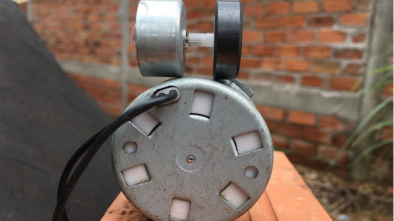 Experiment electricity generator using dc motor | 12V DC to 20V AC free energy mini at home 1
