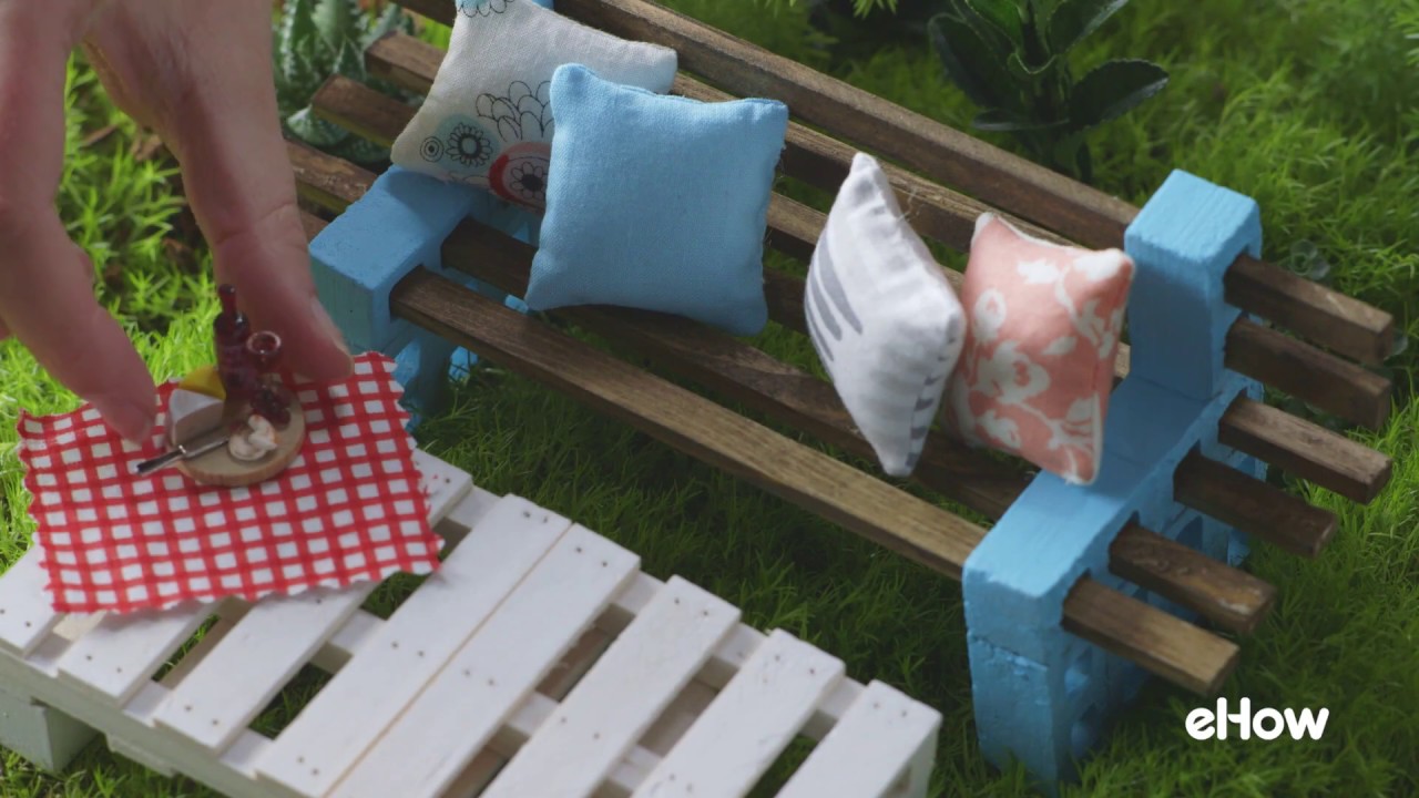 How to Make a TINY Simple Outdoor Bench 