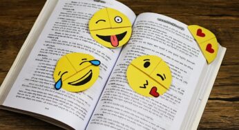 DIY Easy Emoji Bookmarks Corners | How To Make Emoji Bookmark | Origami Bookmark