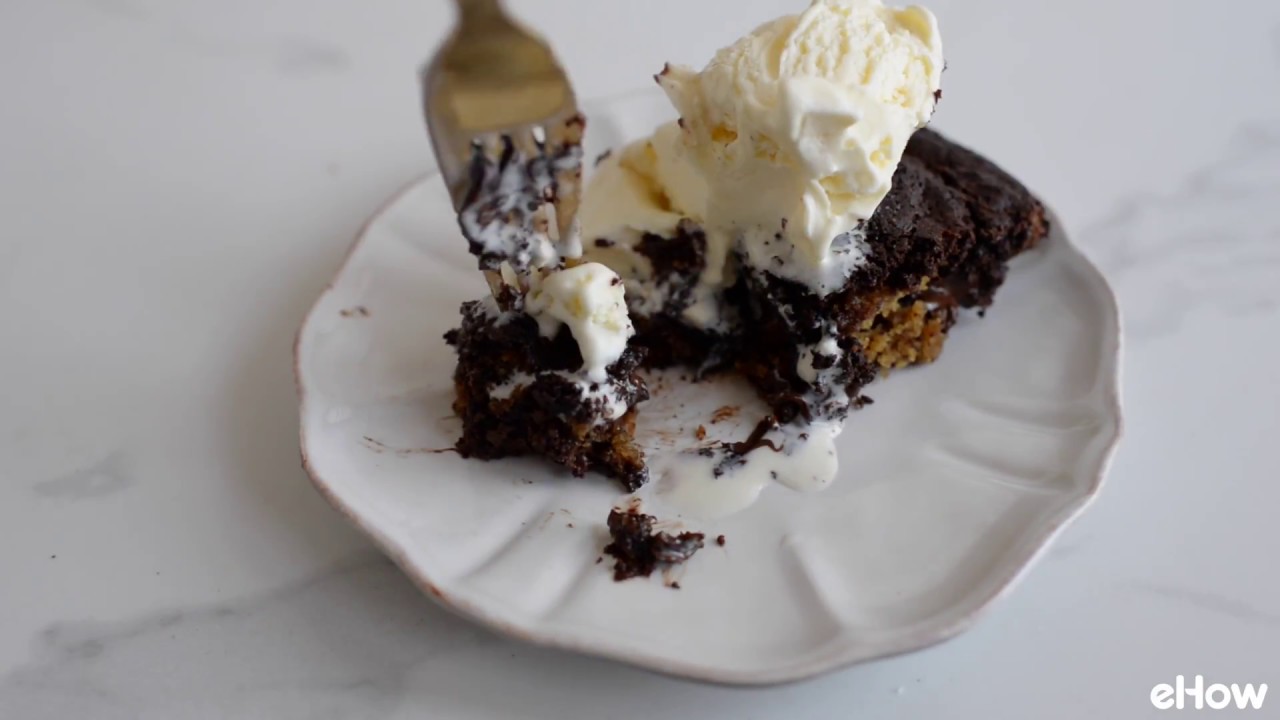 Skillet Brookie: Half Brownie Half Cookie Recipe 