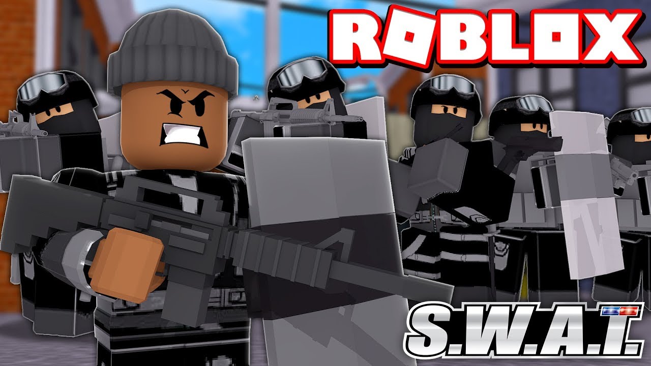 Becoming the #1 SWAT TEAM IN ROBLOX SWAT SIMULATOR!! 