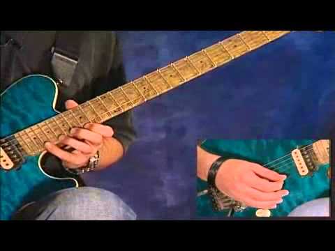 Guitar Licks in the G Minor Blues Scale 